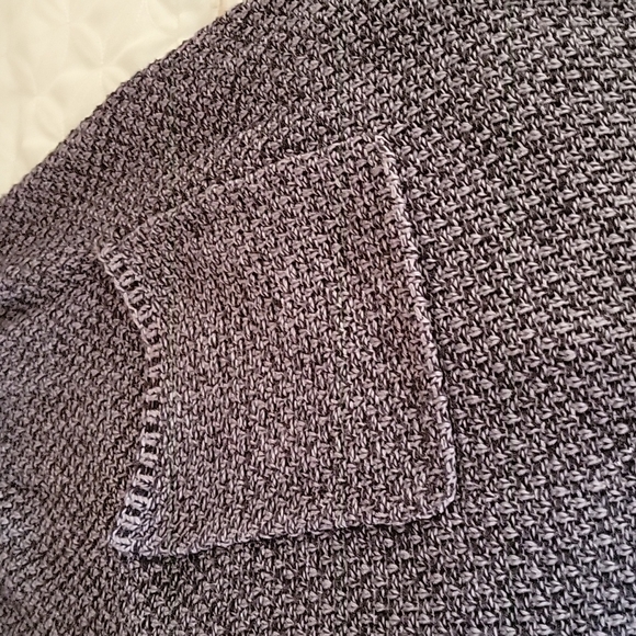 Sweater - Picture 6 of 9